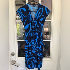 Maggie London Blue Print Wrap Dress (Size 2) EUC